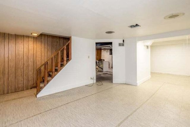 4750 N Elkhart AVENUE, Whitefish Bay, WI 53211