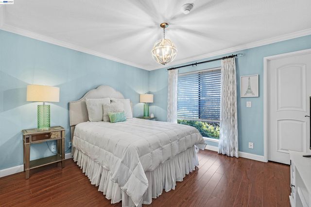 6169 Thornton Avenue B, Newark, CA 94560