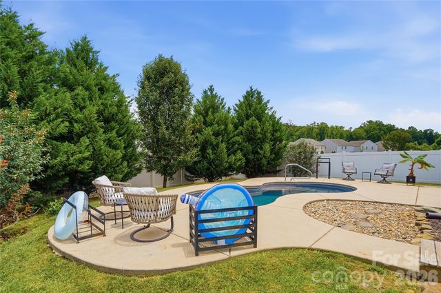409 Lind Point Lane, Monroe, NC 28110