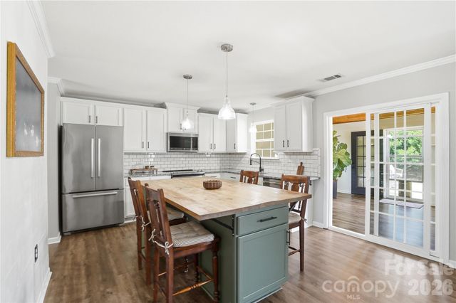 409 Lind Point Lane, Monroe, NC 28110