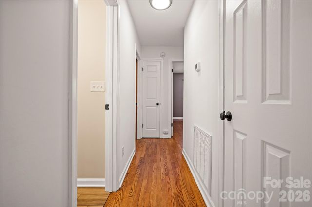 590 Big Oak Road, Hendersonville, NC 28792