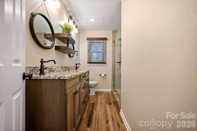 590 Big Oak Road, Hendersonville, NC 28792