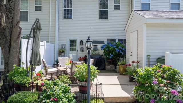 17730 Delmas Drive, Cornelius, NC 28031