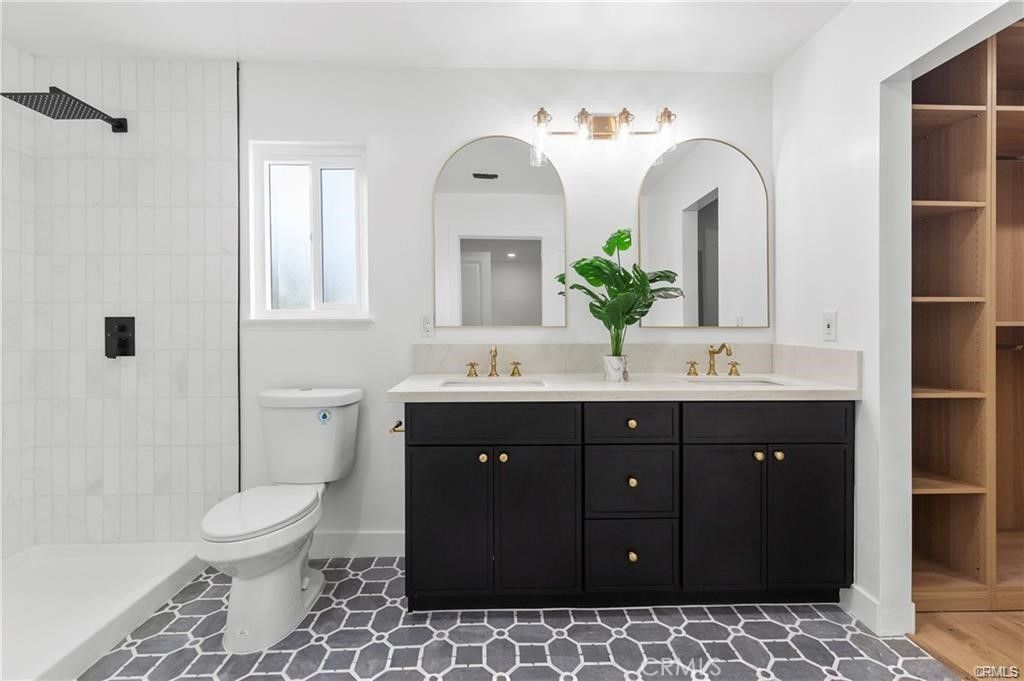 Image 12 of property listing at 1781 E Warrenton, Anaheim, CA 92805