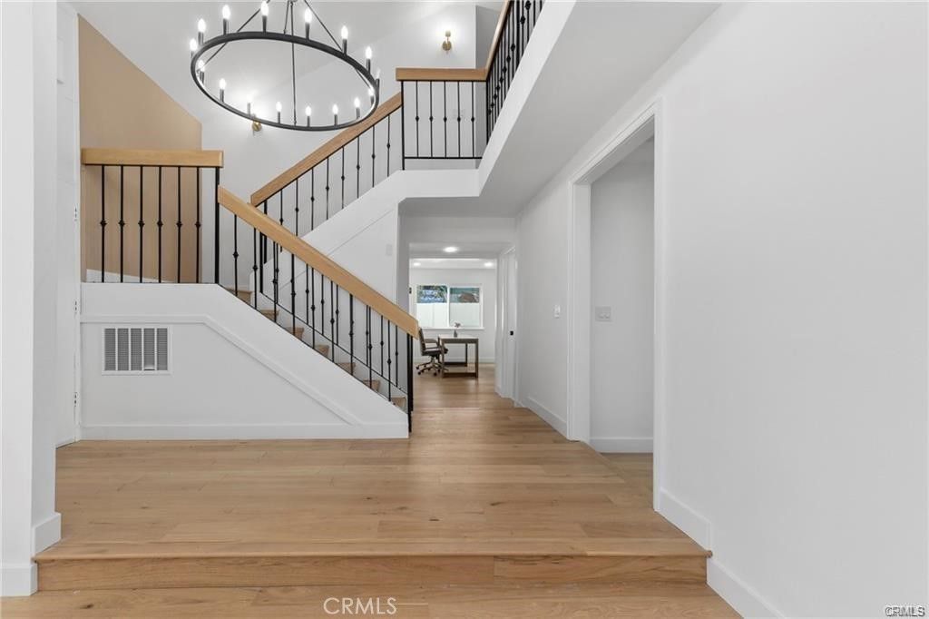 Image 6 of property listing at 1781 E Warrenton, Anaheim, CA 92805