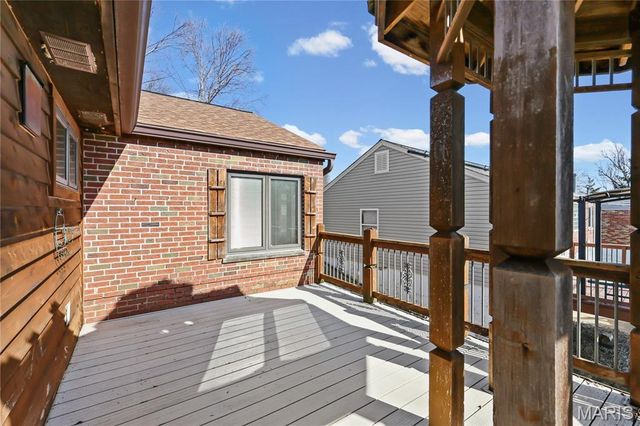 9456 Arban Drive, St Louis, MO 63126