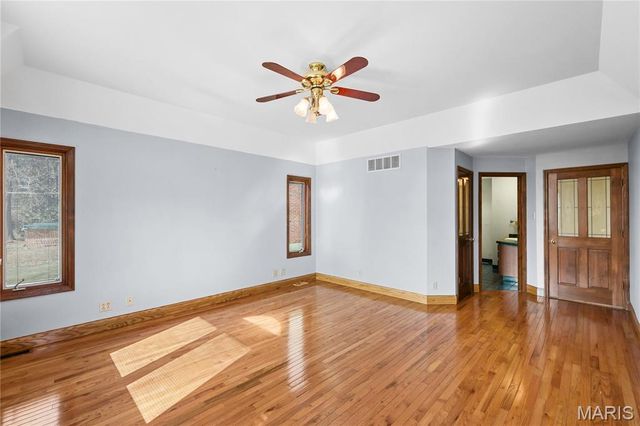 9456 Arban Drive, St Louis, MO 63126