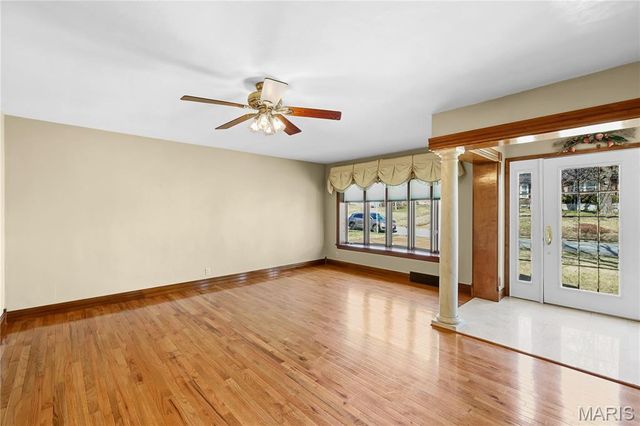 9456 Arban Drive, St Louis, MO 63126