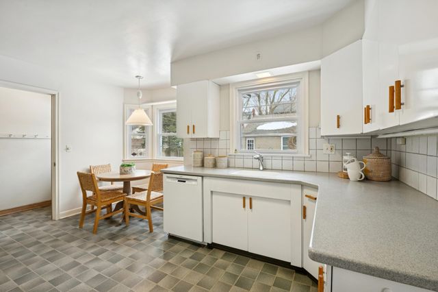 5055 Emerson Avenue S, Minneapolis, MN 55419