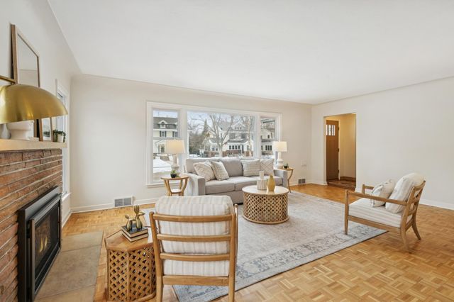 5055 Emerson Avenue S, Minneapolis, MN 55419