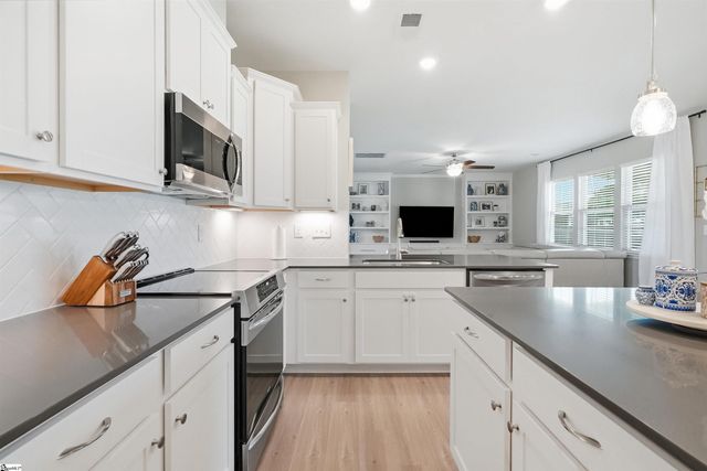 812 Barnum Court, Greer, SC 29651
