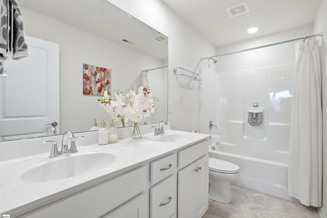 812 Barnum Court, Greer, SC 29651