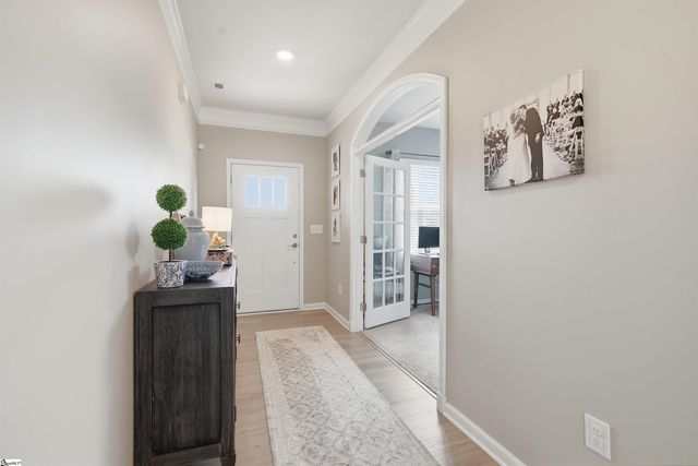 812 Barnum Court, Greer, SC 29651
