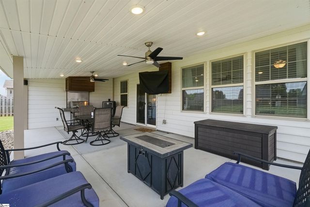 812 Barnum Court, Greer, SC 29651