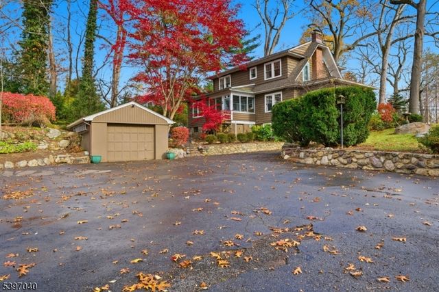 423 Essex Ave, Boonton Town, NJ 07005