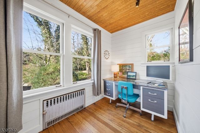 423 Essex Ave, Boonton Town, NJ 07005