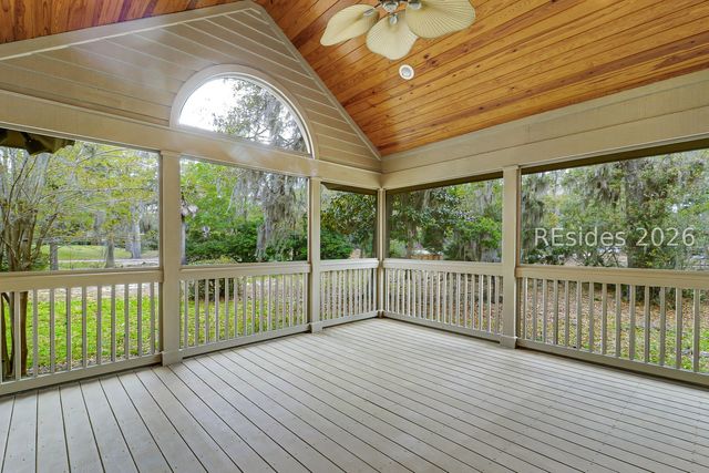 5 Narragansett Ln, Hilton Head Island, SC 29928