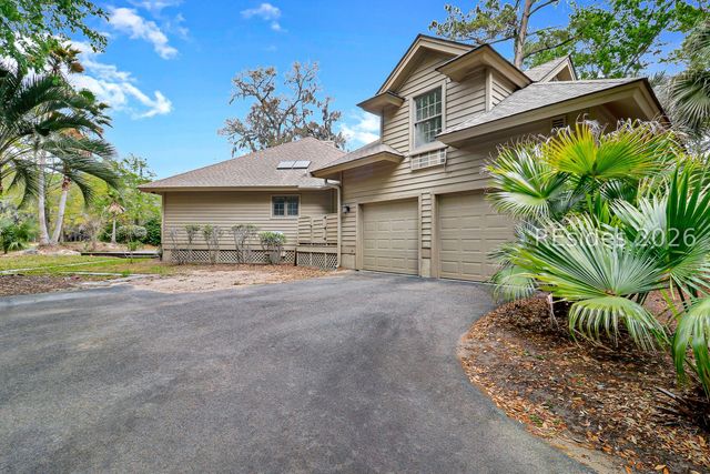 5 Narragansett Ln, Hilton Head Island, SC 29928