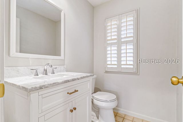 5 Narragansett Ln, Hilton Head Island, SC 29928