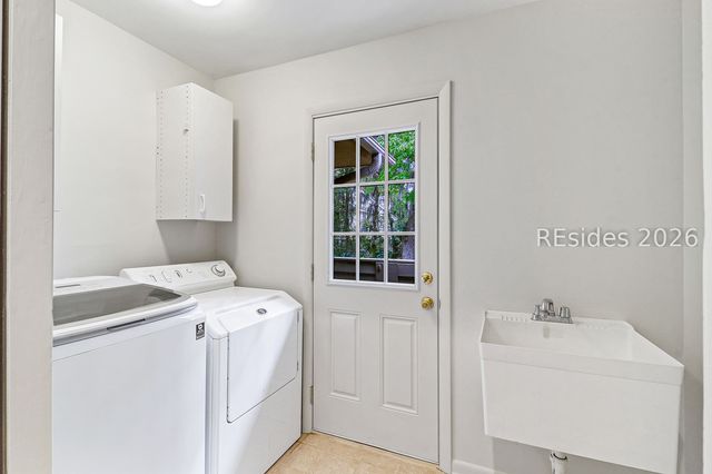 5 Narragansett Ln, Hilton Head Island, SC 29928