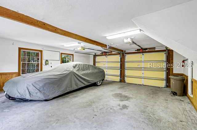 5 Narragansett Ln, Hilton Head Island, SC 29928