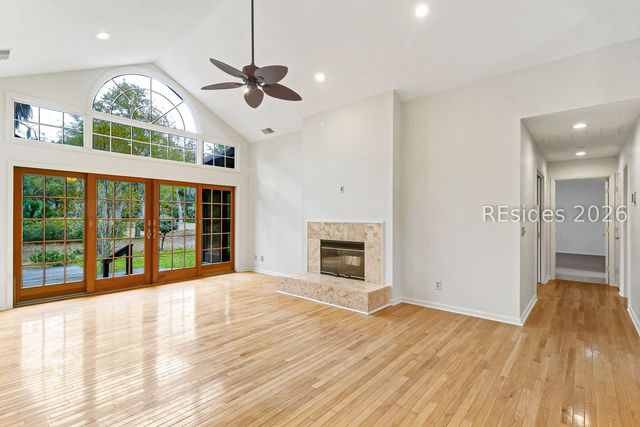 5 Narragansett Ln, Hilton Head Island, SC 29928