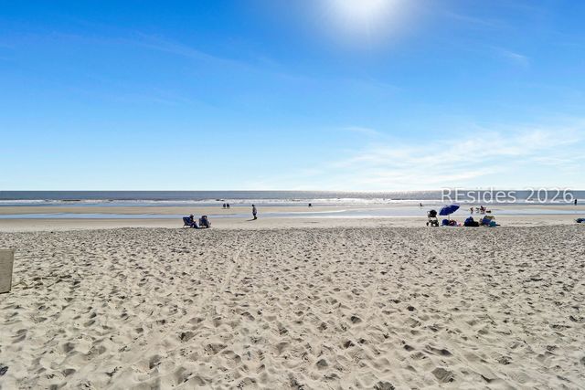 5 Narragansett Ln, Hilton Head Island, SC 29928