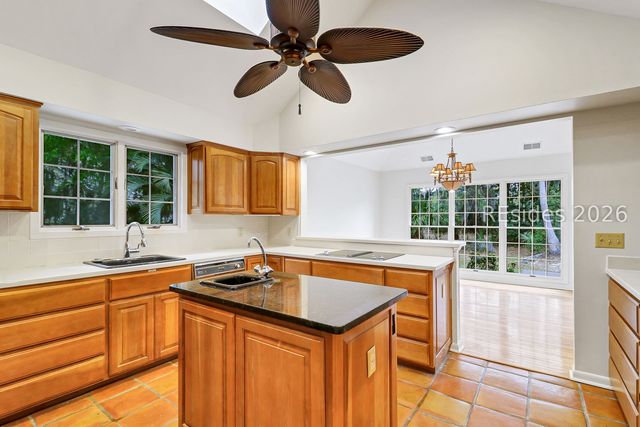 5 Narragansett Ln, Hilton Head Island, SC 29928