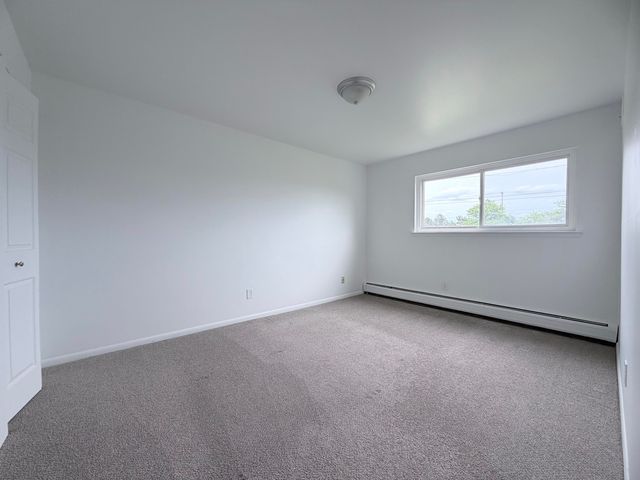 1701 Charlton Road, Trenton, MI 48183