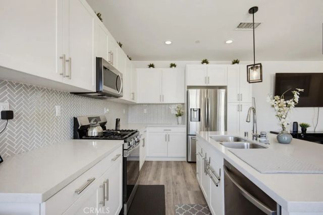 3570 E Peckham Paseo, Ontario, CA 91761