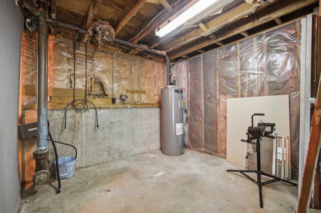 707 Mayflower St, Duxbury, MA 02332