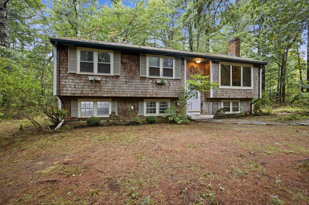 707 Mayflower St, Duxbury, MA 02332