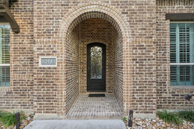 10581 Lake Palmetto Drive, Conroe, TX 77385