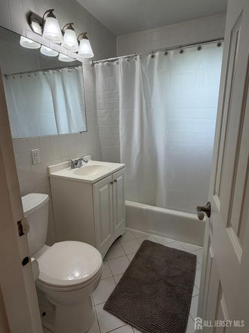12 S. Atlantic Avenue 46, Aberdeen, NJ 07747