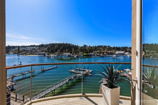 7926 Goodman Drive NW, Gig Harbor, WA 98332