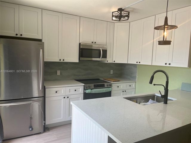 4213 42nd Way, West Palm Beach, FL 33407