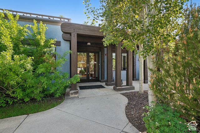 3247 SANTE FE RD, Park City, UT 84060