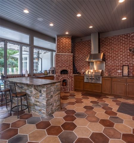 480 Oakwood Circle, Fairview, TX 75069