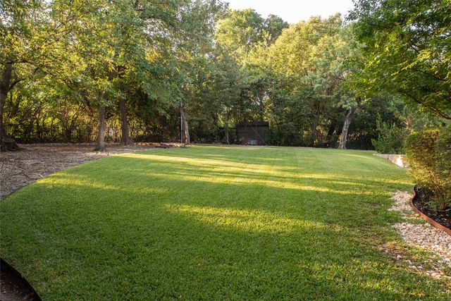 480 Oakwood Circle, Fairview, TX 75069