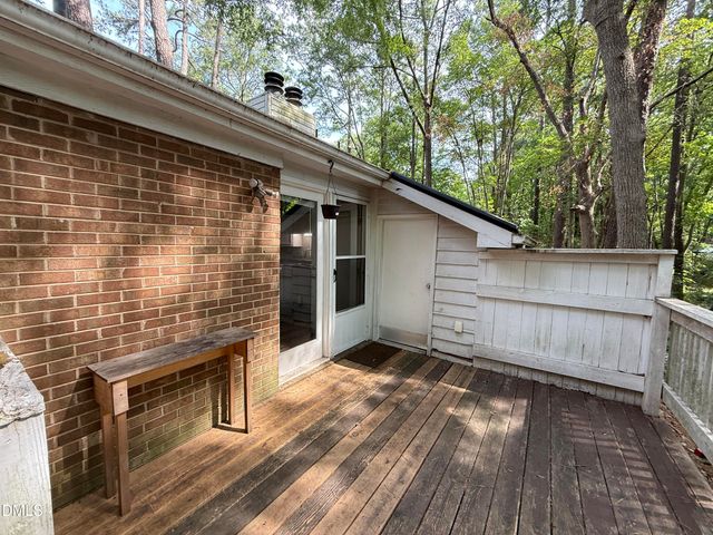 4822 Hollenden Drive C, Raleigh, NC 27616