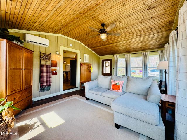 639 Saylor Hill Road, Limestone, TN 37681