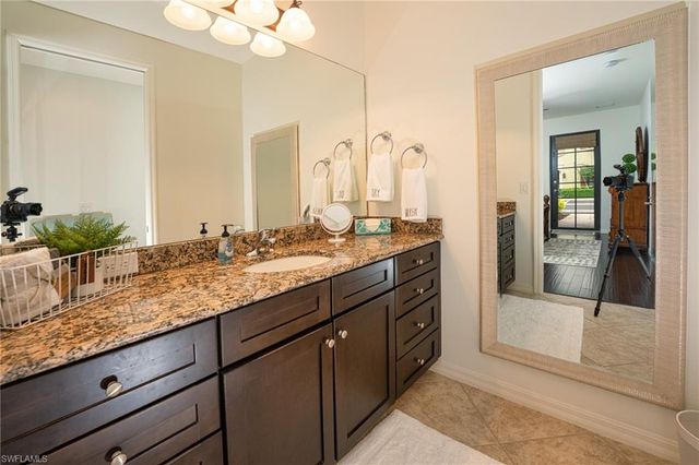 8986 Cambria CIR 2203, Naples, FL 34113