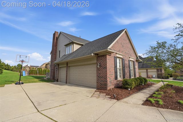 13982 Pleasant View Court, Plymouth Charter Township, MI 48170