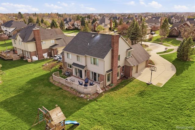 13982 Pleasant View Court, Plymouth Charter Township, MI 48170