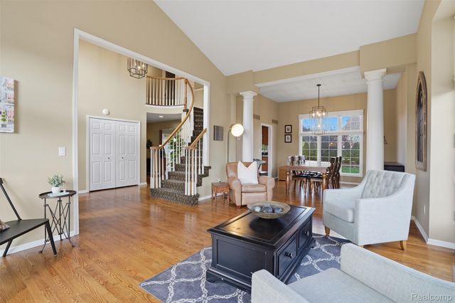 13982 Pleasant View Court, Plymouth Charter Township, MI 48170