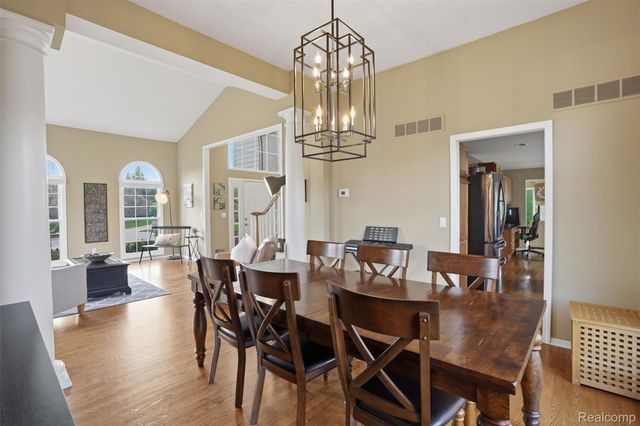 13982 Pleasant View Court, Plymouth Charter Township, MI 48170