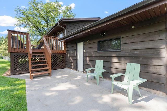 1010 Ferndale Street N, Maplewood, MN 55119