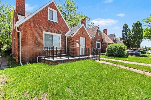 16548 Lesure Street, Detroit, MI 48235