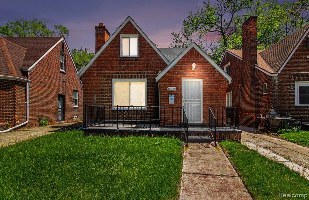 16548 Lesure Street, Detroit, MI 48235