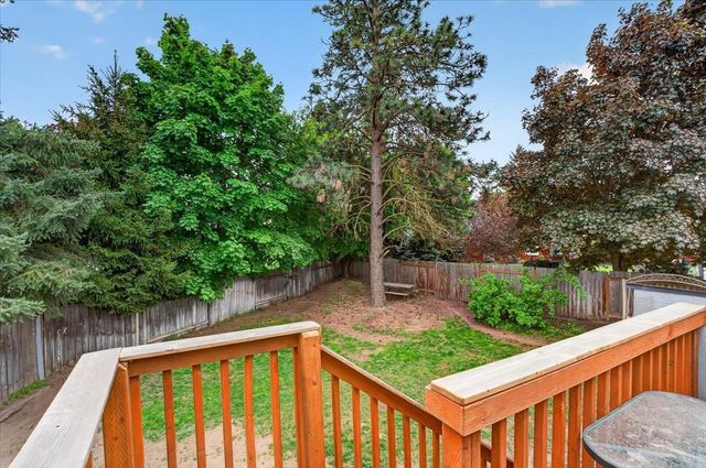 610 E VICKSBURG Ave, Spokane, WA 99208